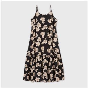 Floral Print Tiered Maxi Dress